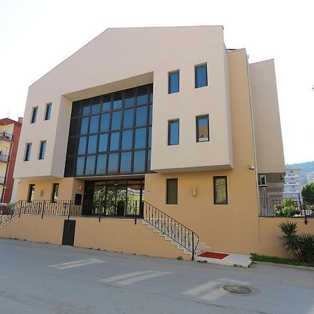 Montania Town Hotel Mudanya Bursa Exterior photo